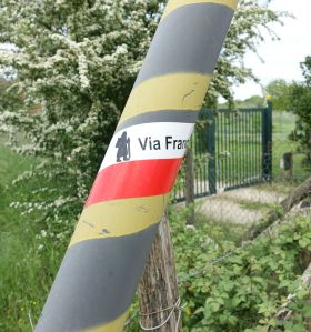 Via Francigena pole sign